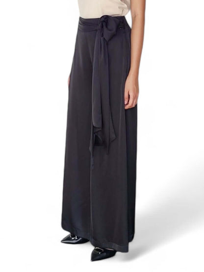 Demure pants