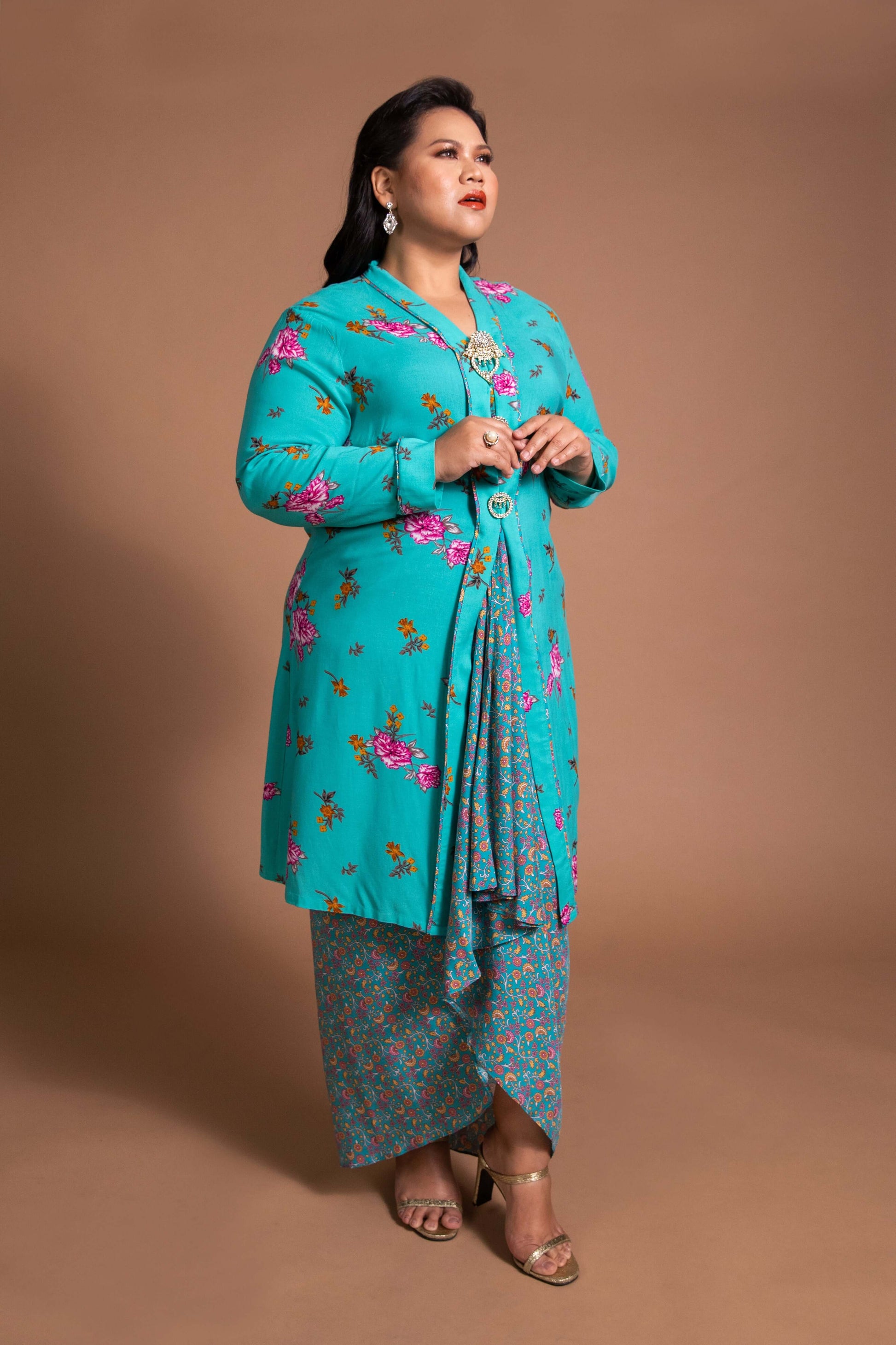 Mei Hua Kebaya