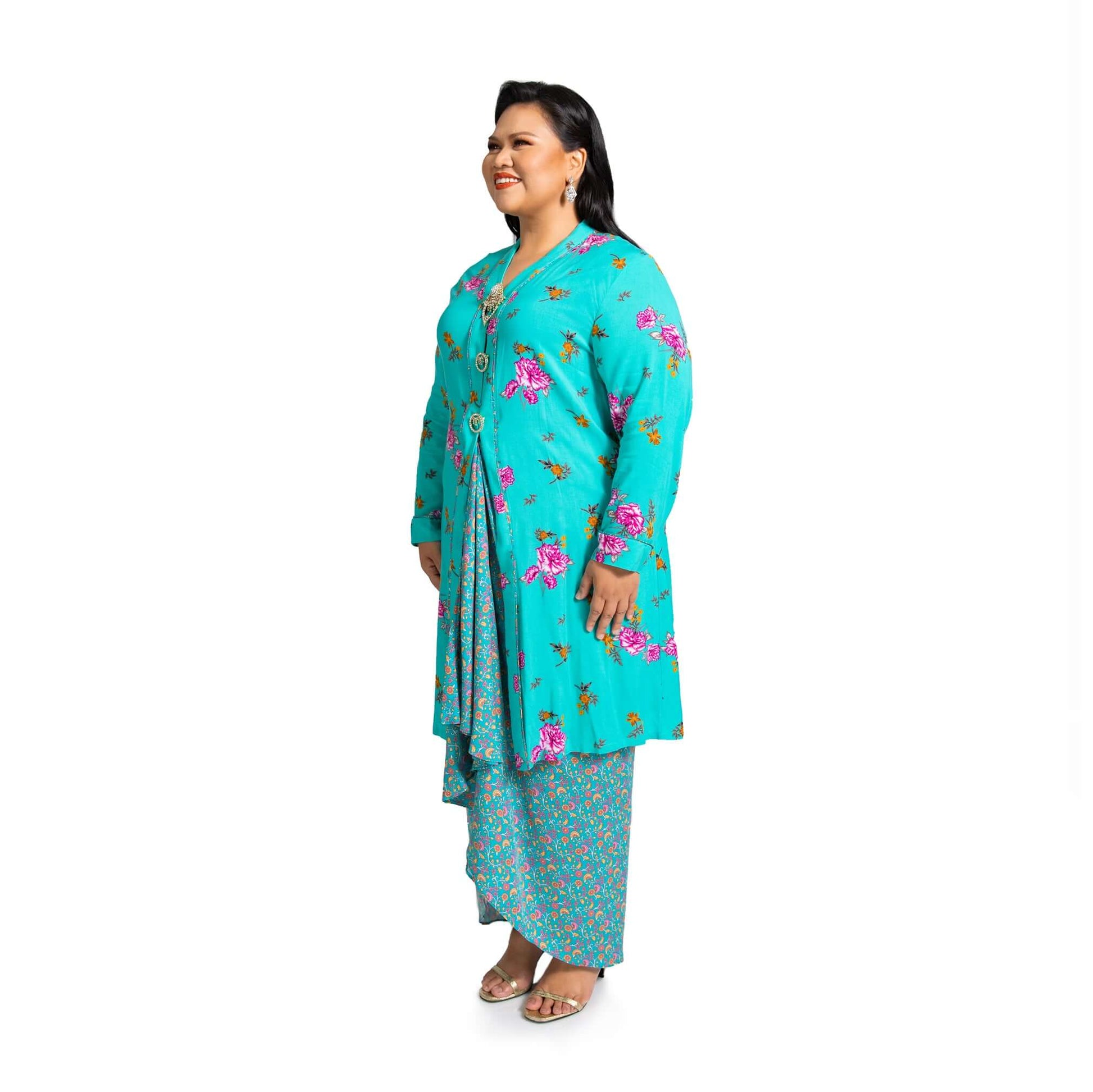 Mei Hua Kebaya