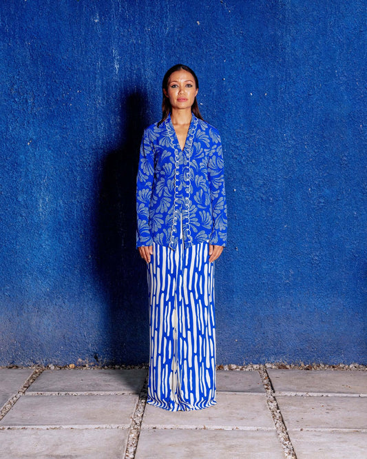 Dahlia Kebaya